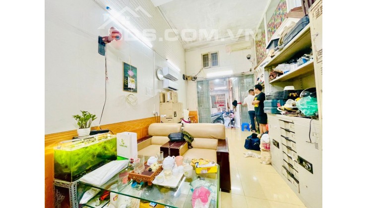Bán nhà riêng mặt Phố Bạch Mai, Hai Bà Trưng 35m2 x 3 tầng x MT 4m, giá 6.1 tỷ ngõ ô tô tránh, vỉa hè, kd đỉnh 0936397767
